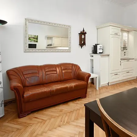 Homestay Quiet Old Town And Parking Assistance
