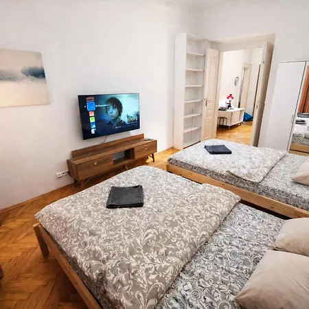 And Parking Assistance ホームステイ