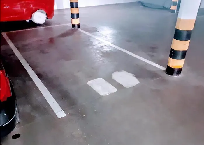 民宿 And Parking Assistance 布拉格