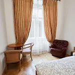 Habitación en casa particular Quiet Old Town And Parking Assistance